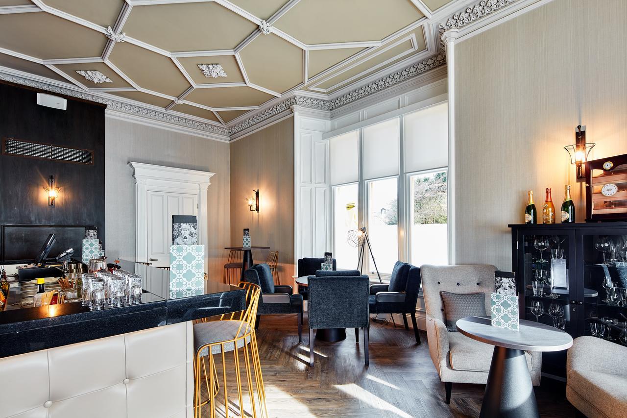 Oddfellows On The Park Cheadle  Exterior photo The Drawing Room at The Ivy, Edinburgh